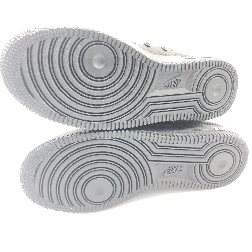 Nike Air Force 1 | Size 12 - Picture 9 of 14